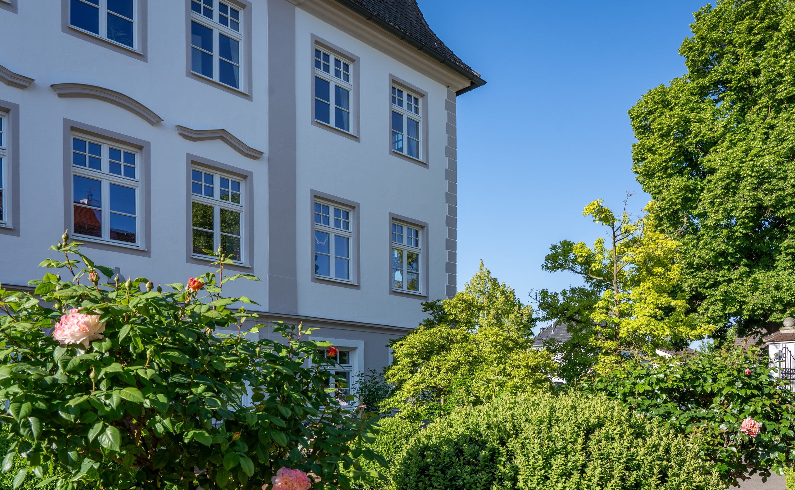 Bild zeigt das Schloss Meitingen.